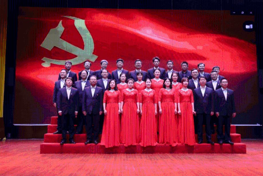 韩乔生谈戴伟浚被踹：是能改变比赛局势的红牌，这么被黑真憋屈